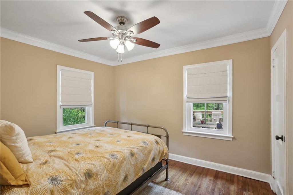 3020 Hollywood Drive