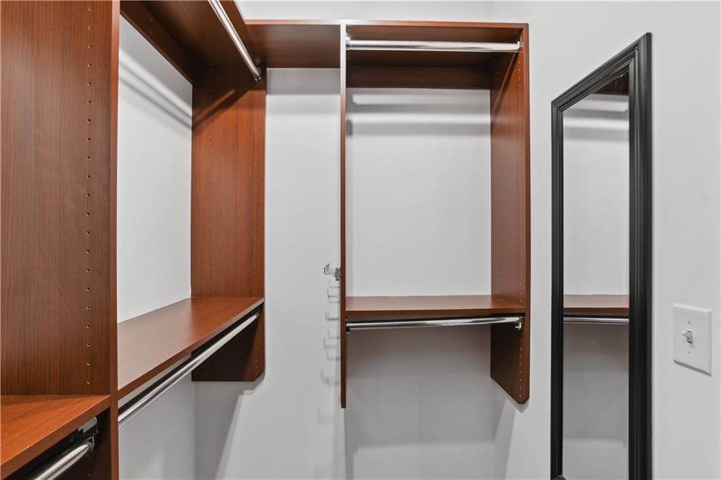 325 E Paces Ferry Road NE Unit 1004