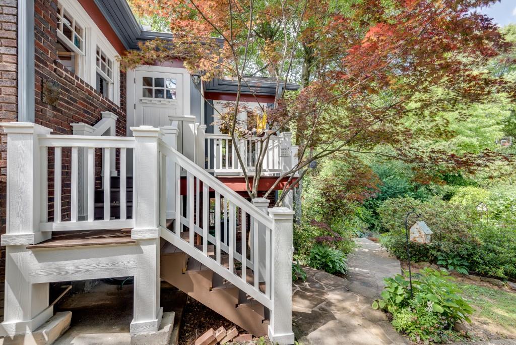 133 Ponce De Leon Court