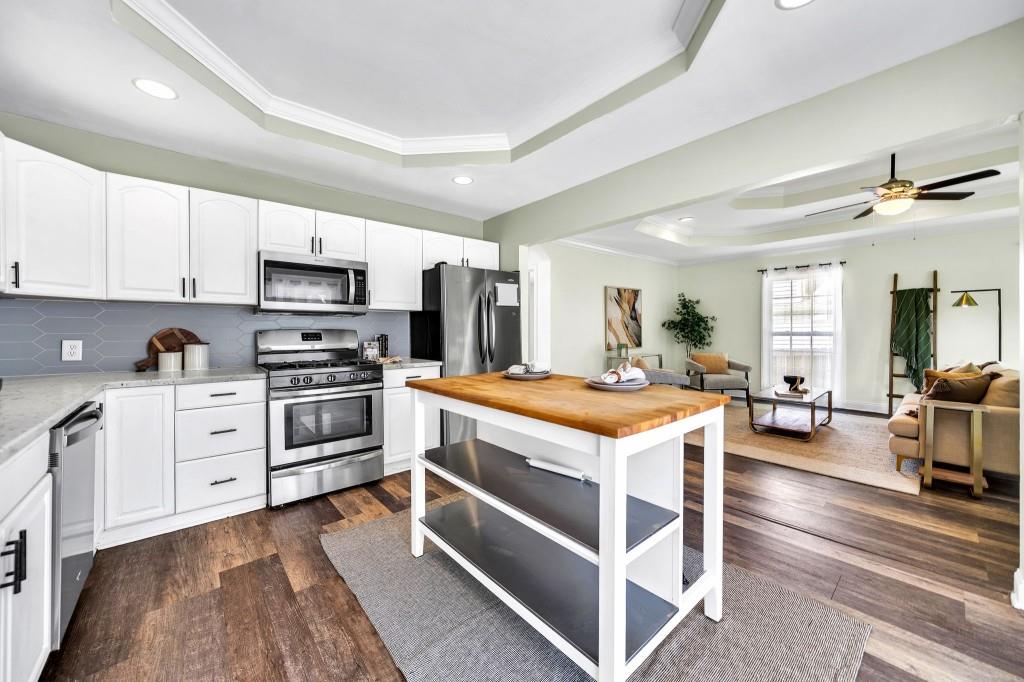 733 Hobart Avenue SE