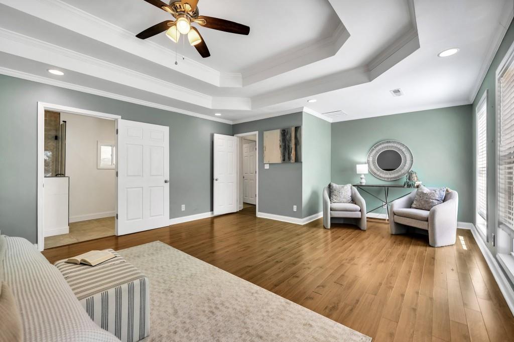 733 Hobart Avenue SE