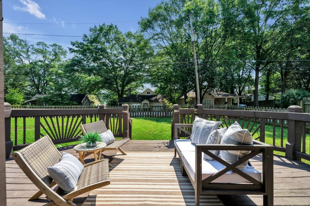 733 Hobart Avenue SE