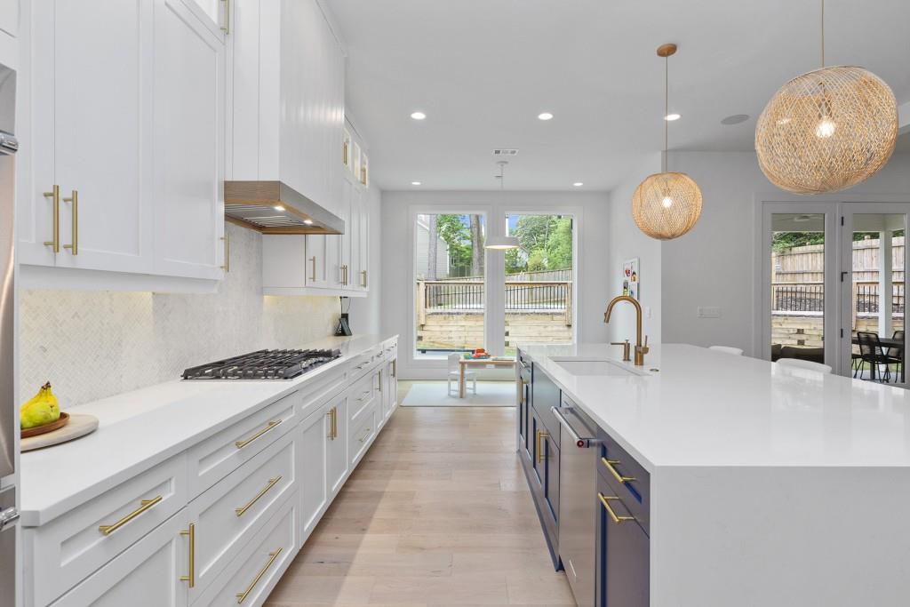 1519 Dresden Drive NE