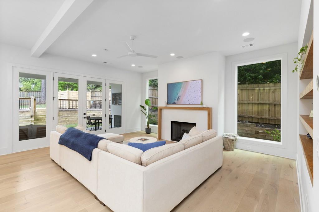 1519 Dresden Drive NE