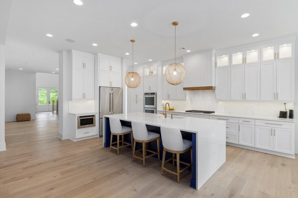 1519 Dresden Drive NE