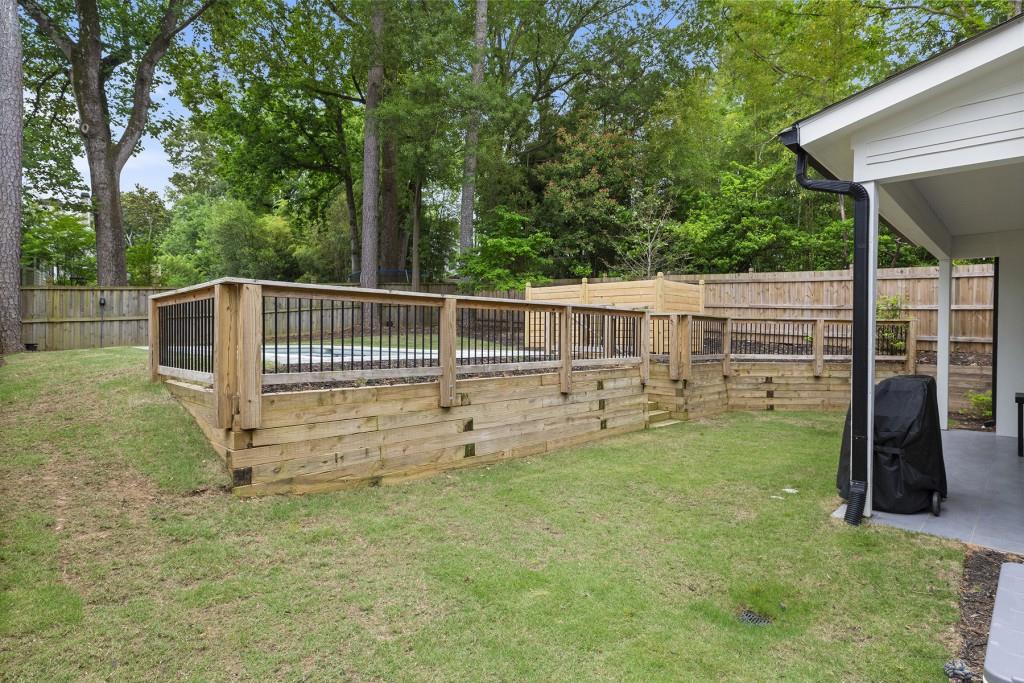 1519 Dresden Drive NE