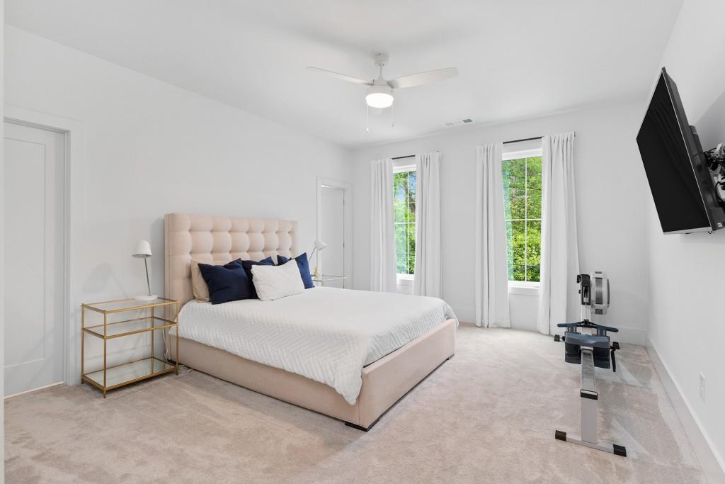 1519 Dresden Drive NE