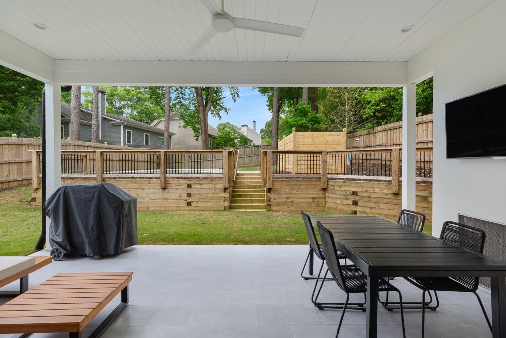 1519 Dresden Drive NE