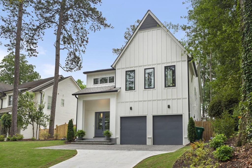 1519 Dresden Drive NE