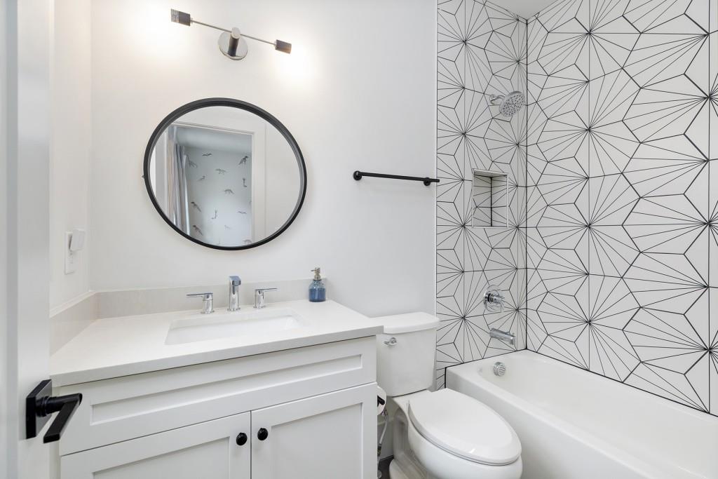 1519 Dresden Drive NE