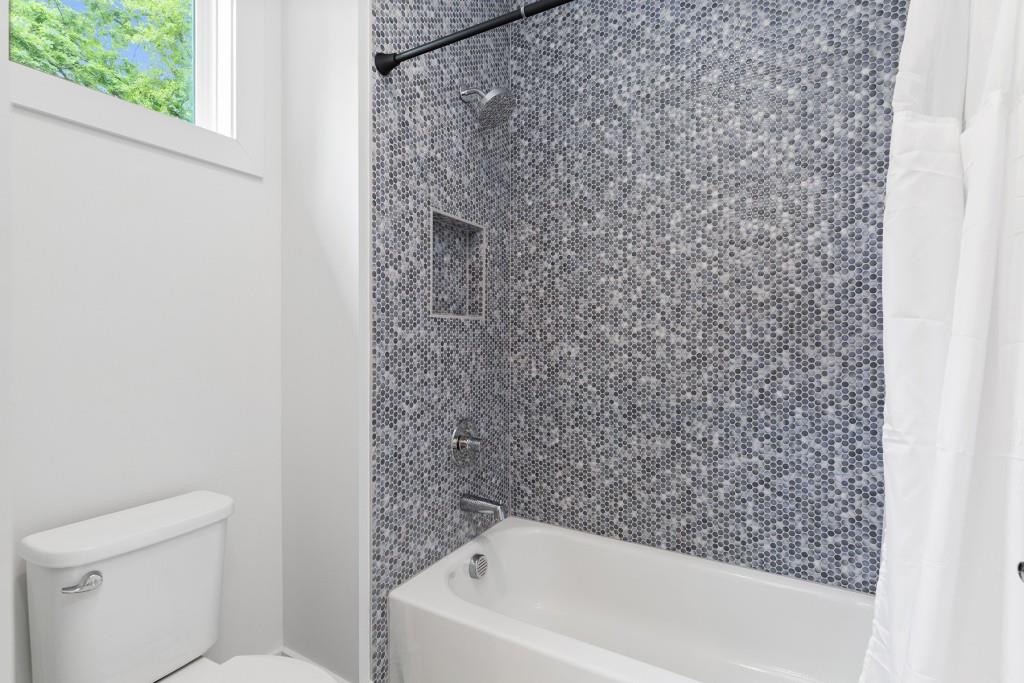 1519 Dresden Drive NE