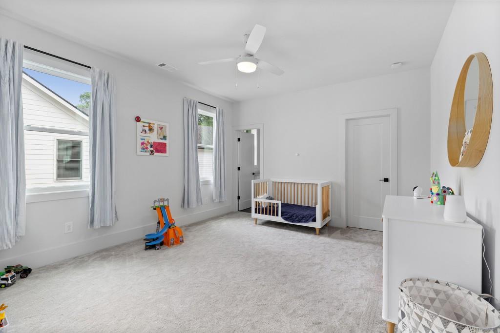 1519 Dresden Drive NE