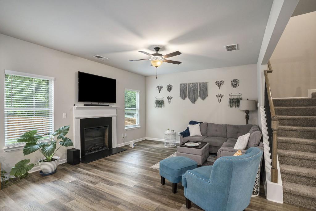 3032 Newbury Lane