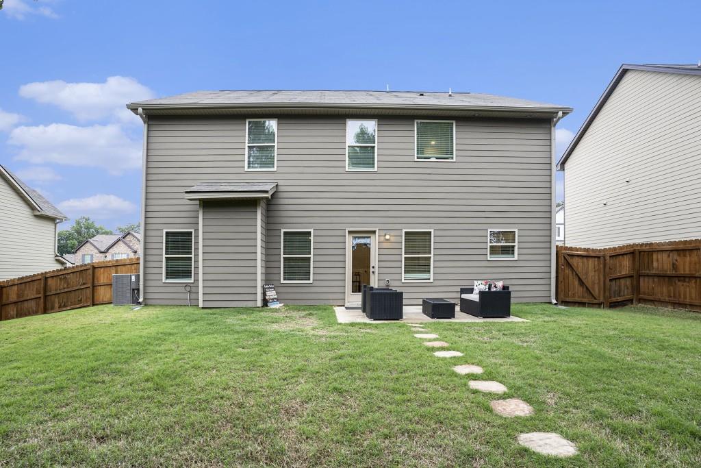 3032 Newbury Lane
