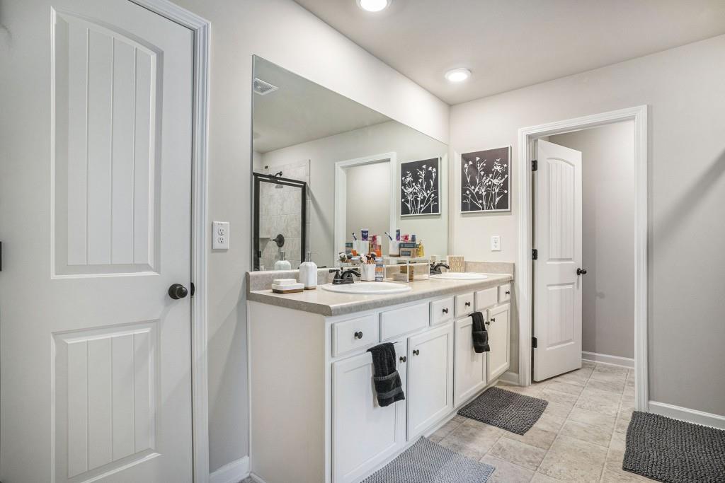 3032 Newbury Lane