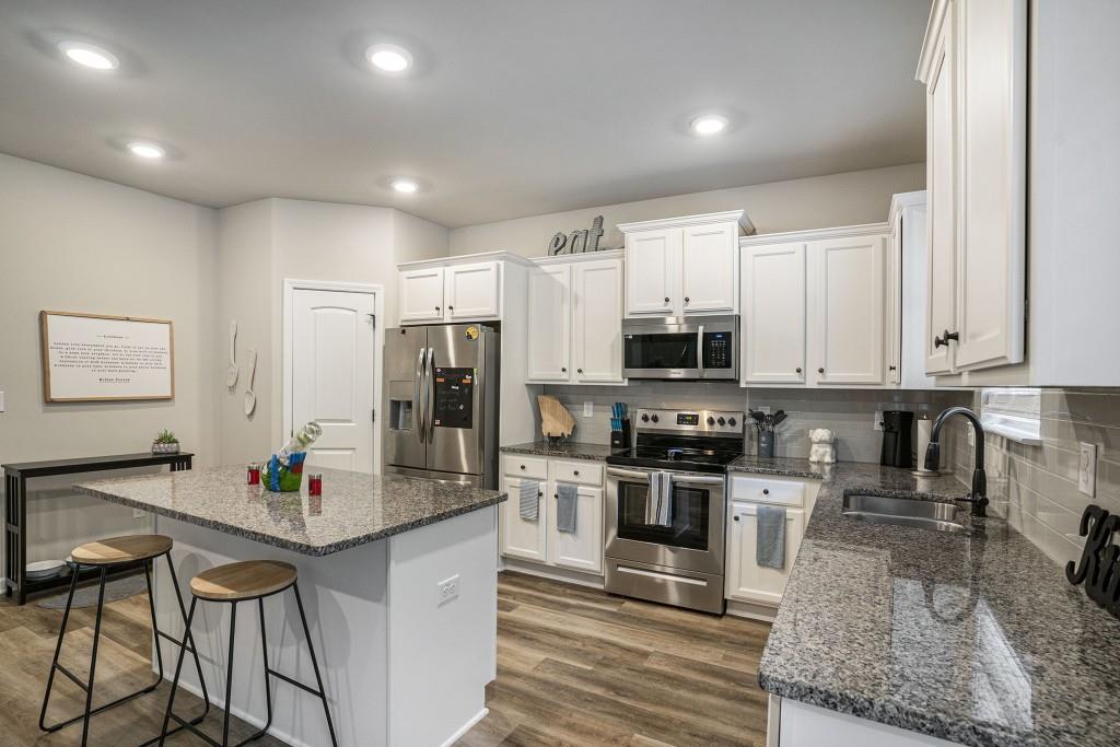 3032 Newbury Lane