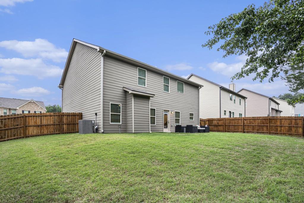 3032 Newbury Lane