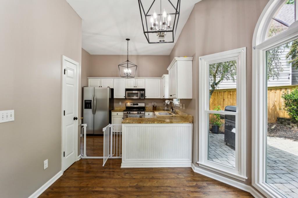 4099 Christacy Way