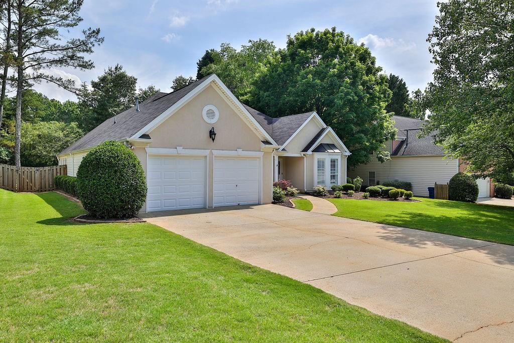 545 Olde Lauren Court