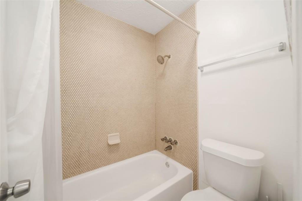 206 Smokerise Circle SE