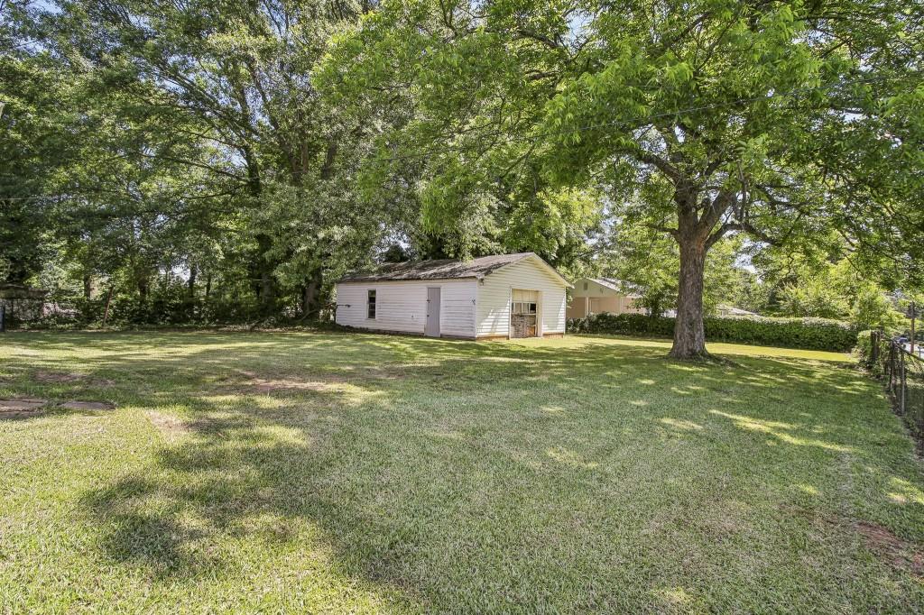 1386 Columbia Drive