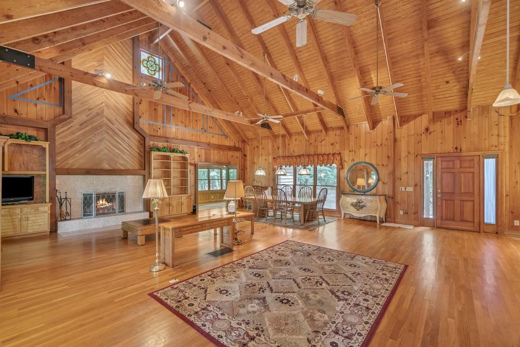 562 Wildhog Creek Circle E