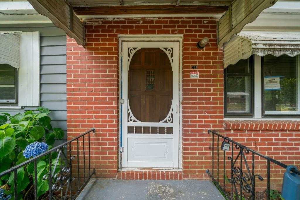 331 Simca Street