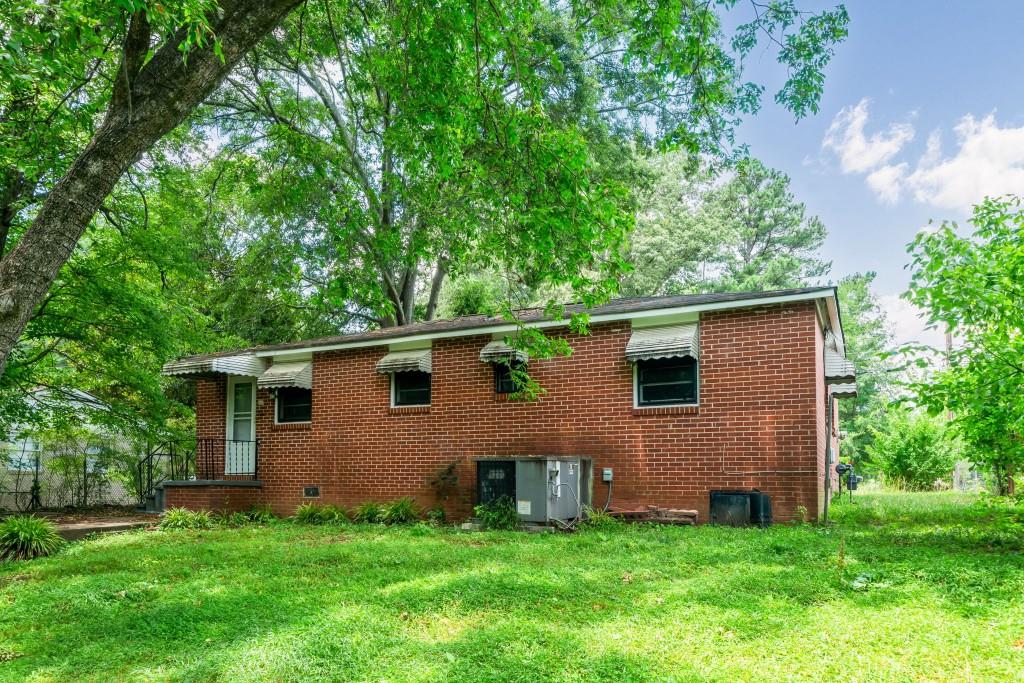 331 Simca Street