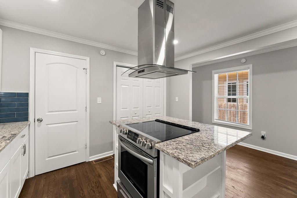 1172 Mcdaniel Street SW