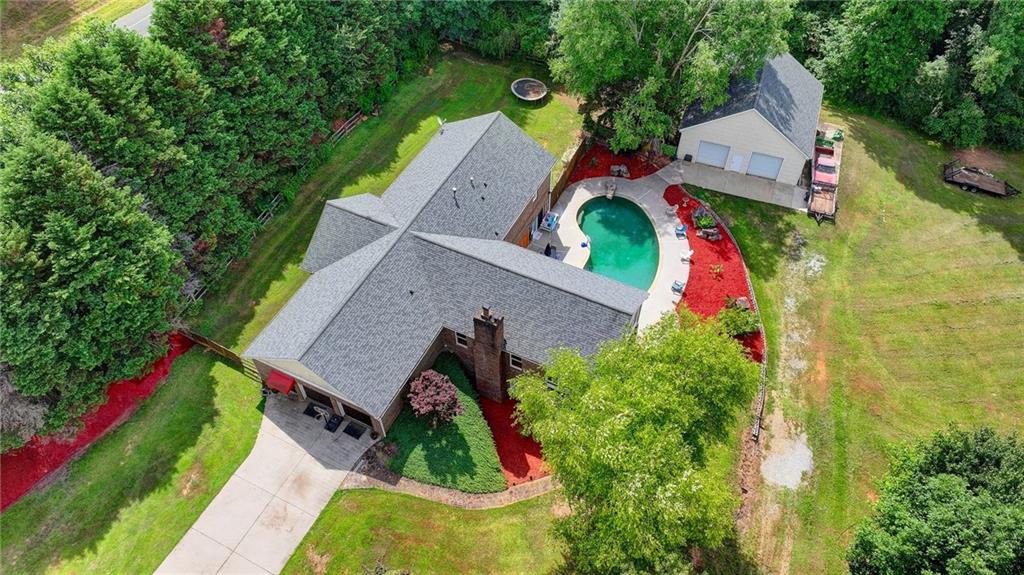 3392 Highway 53 E