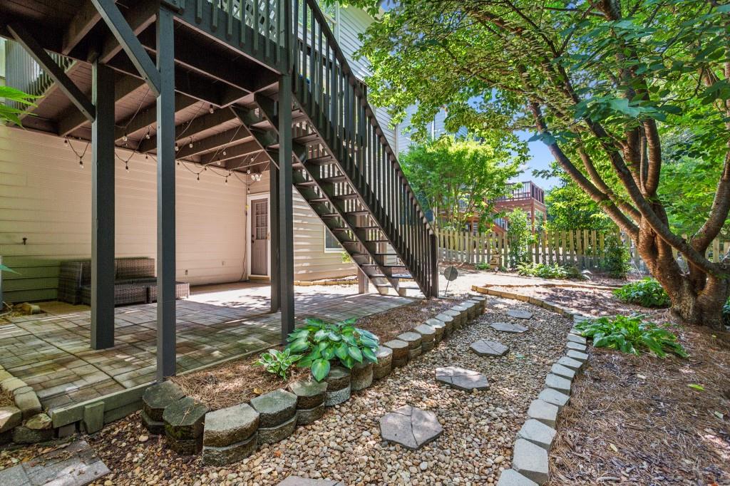 4261 Moccasin Trail