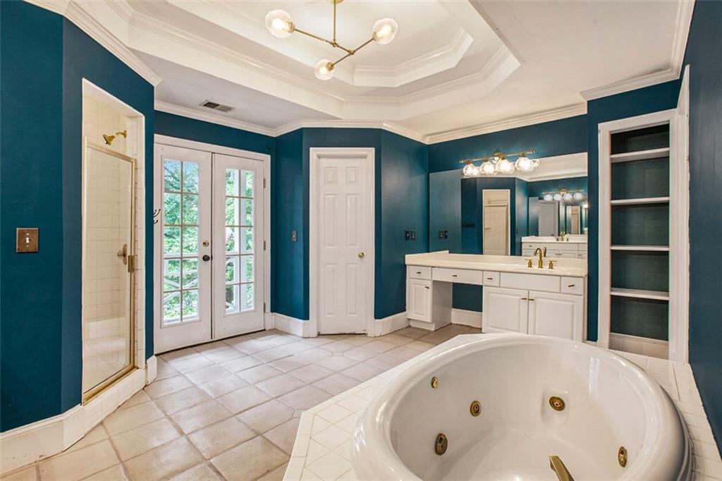 2106 Cavallon Court NW