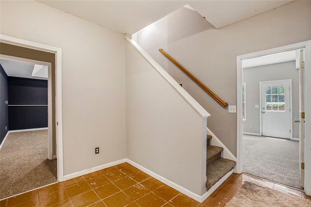 2106 Cavallon Court NW