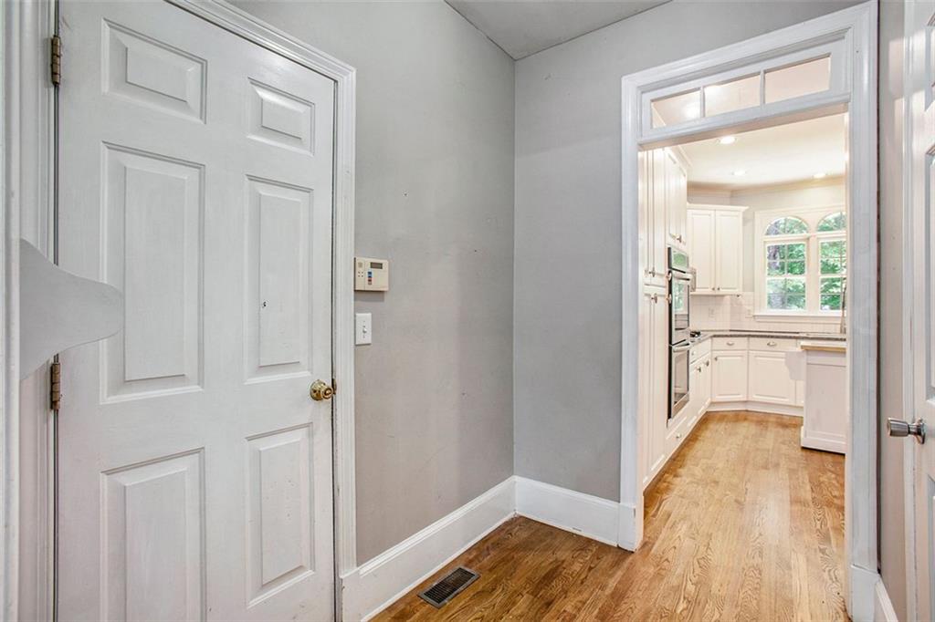 2106 Cavallon Court NW