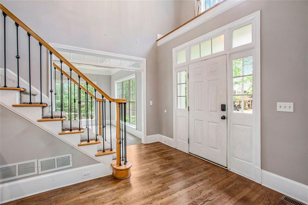 2106 Cavallon Court NW