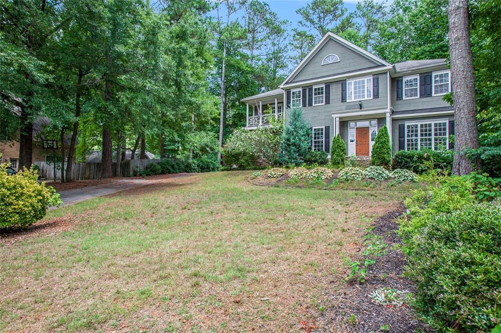 2106 Cavallon Court NW