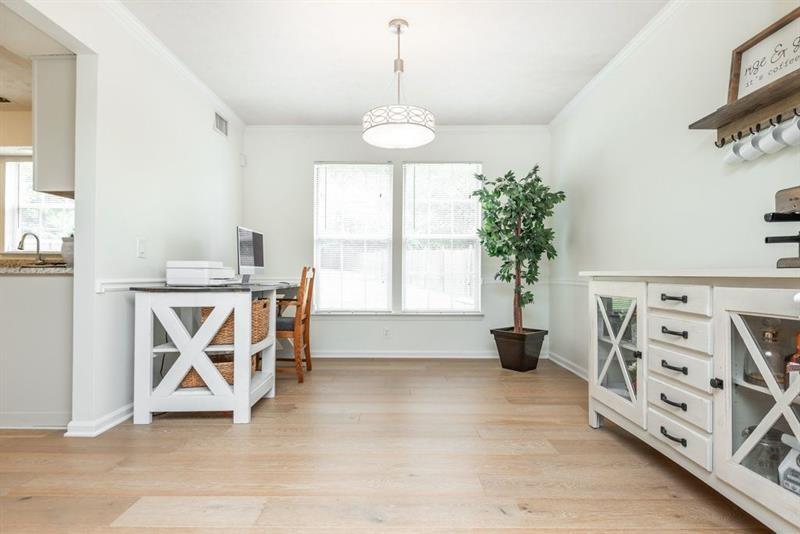 12045 Greenmont Walk