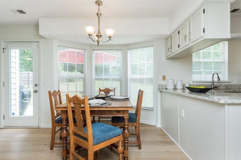 12045 Greenmont Walk