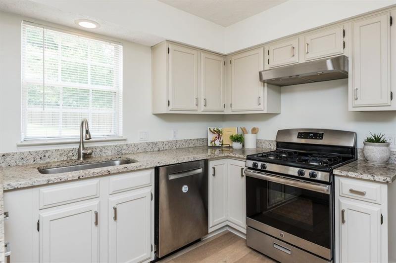 12045 Greenmont Walk