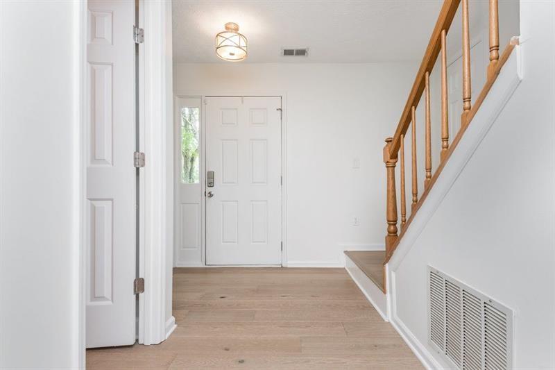 12045 Greenmont Walk