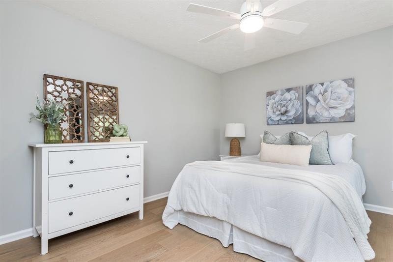 12045 Greenmont Walk