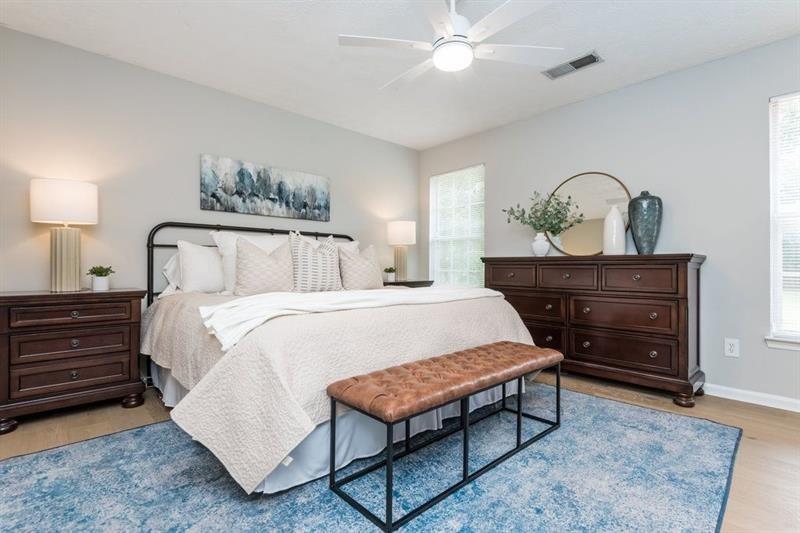 12045 Greenmont Walk
