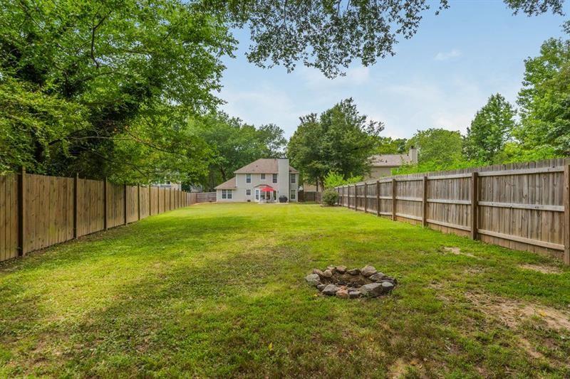12045 Greenmont Walk
