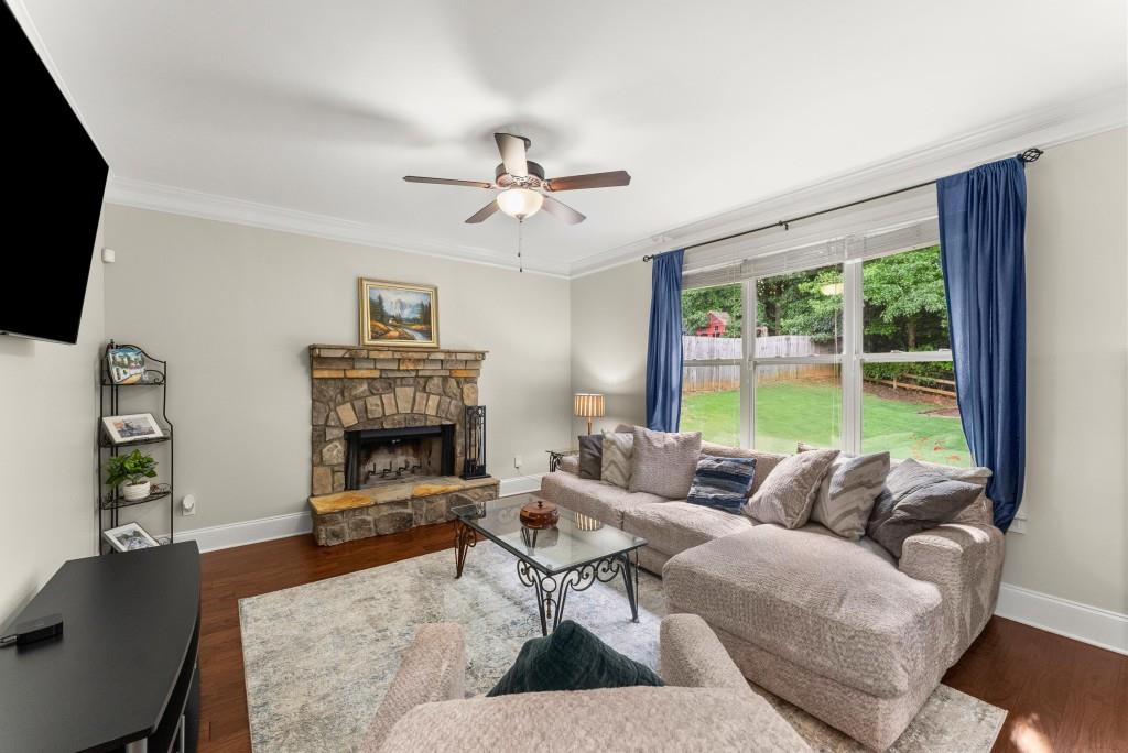 281 Shady Glen