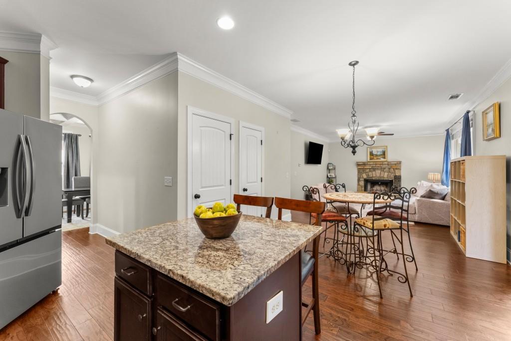 281 Shady Glen