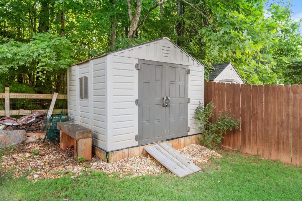 281 Shady Glen