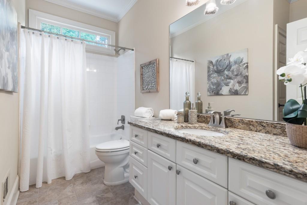 305 Breckenridge Court