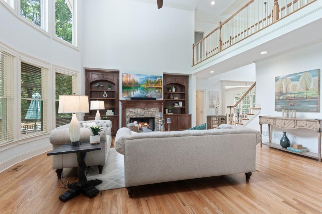 305 Breckenridge Court