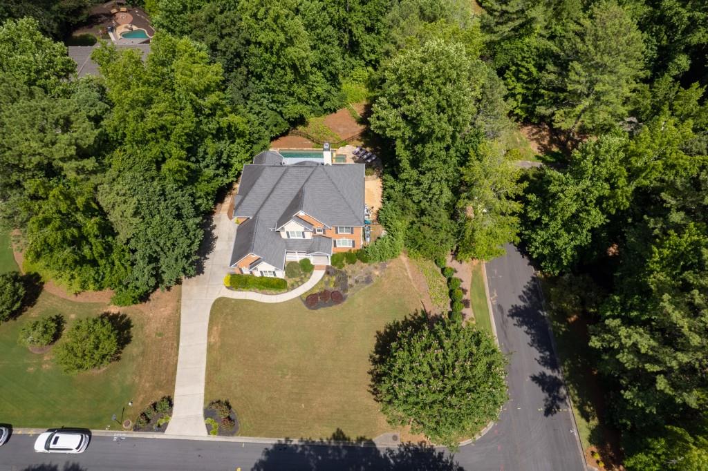 305 Breckenridge Court