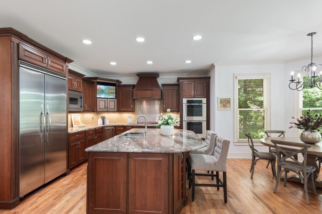 305 Breckenridge Court